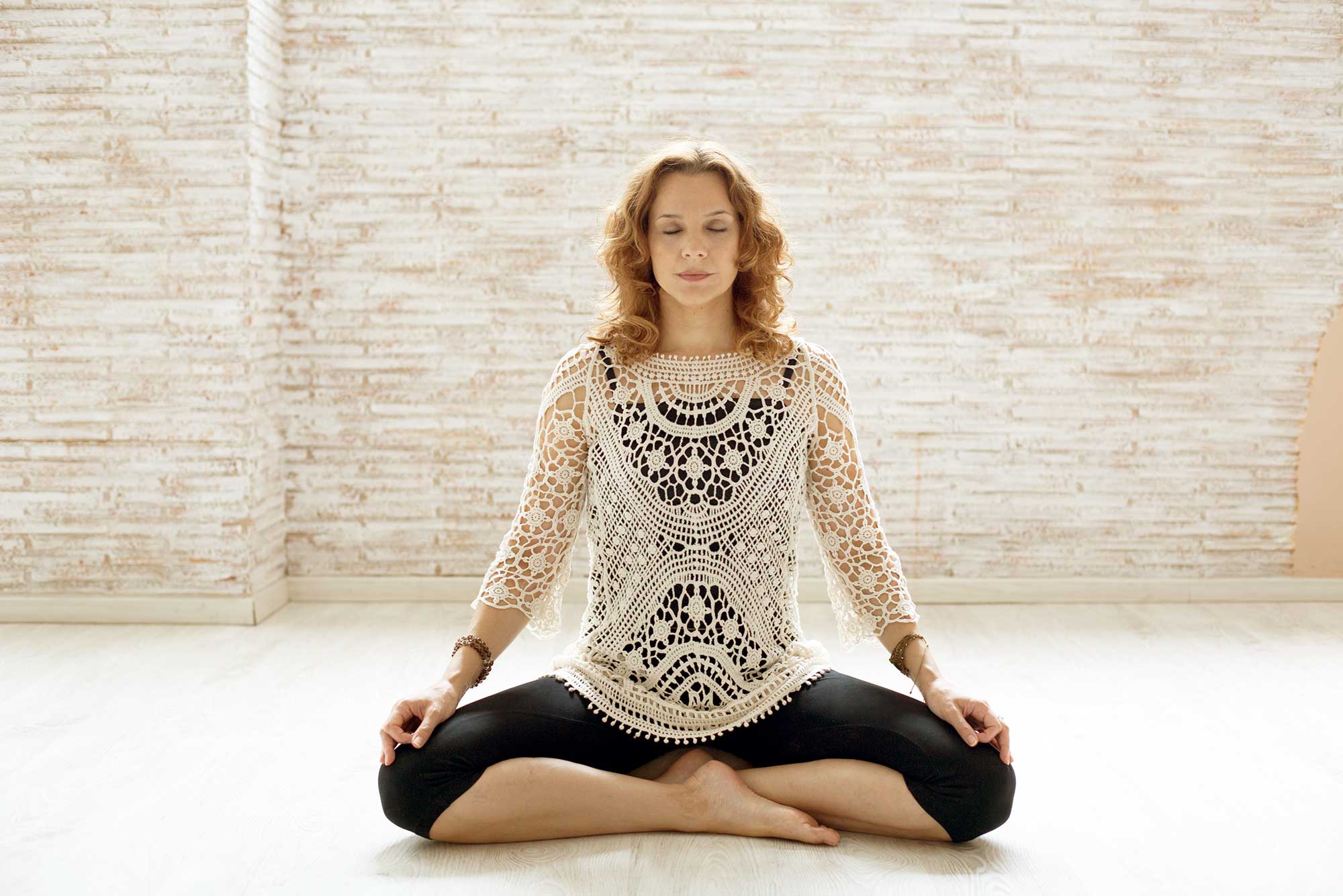 marta-espeita-yoga-integral-antar-mouna-sadhana